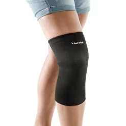 Back On Track Classic Line Therapueutic 2 Way Stretch Knee Brace - Black -Equestrian Clothing Store 539805 800 800